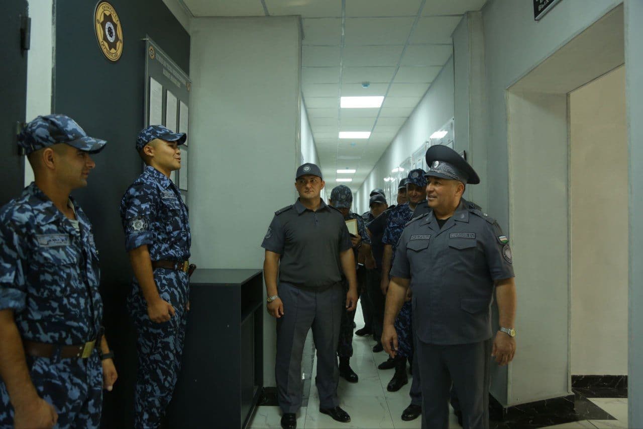 Руководство Министерства внутренних дел посетило воинскую часть №7534, подчиняющуюся Командованию Караульных войск МВД