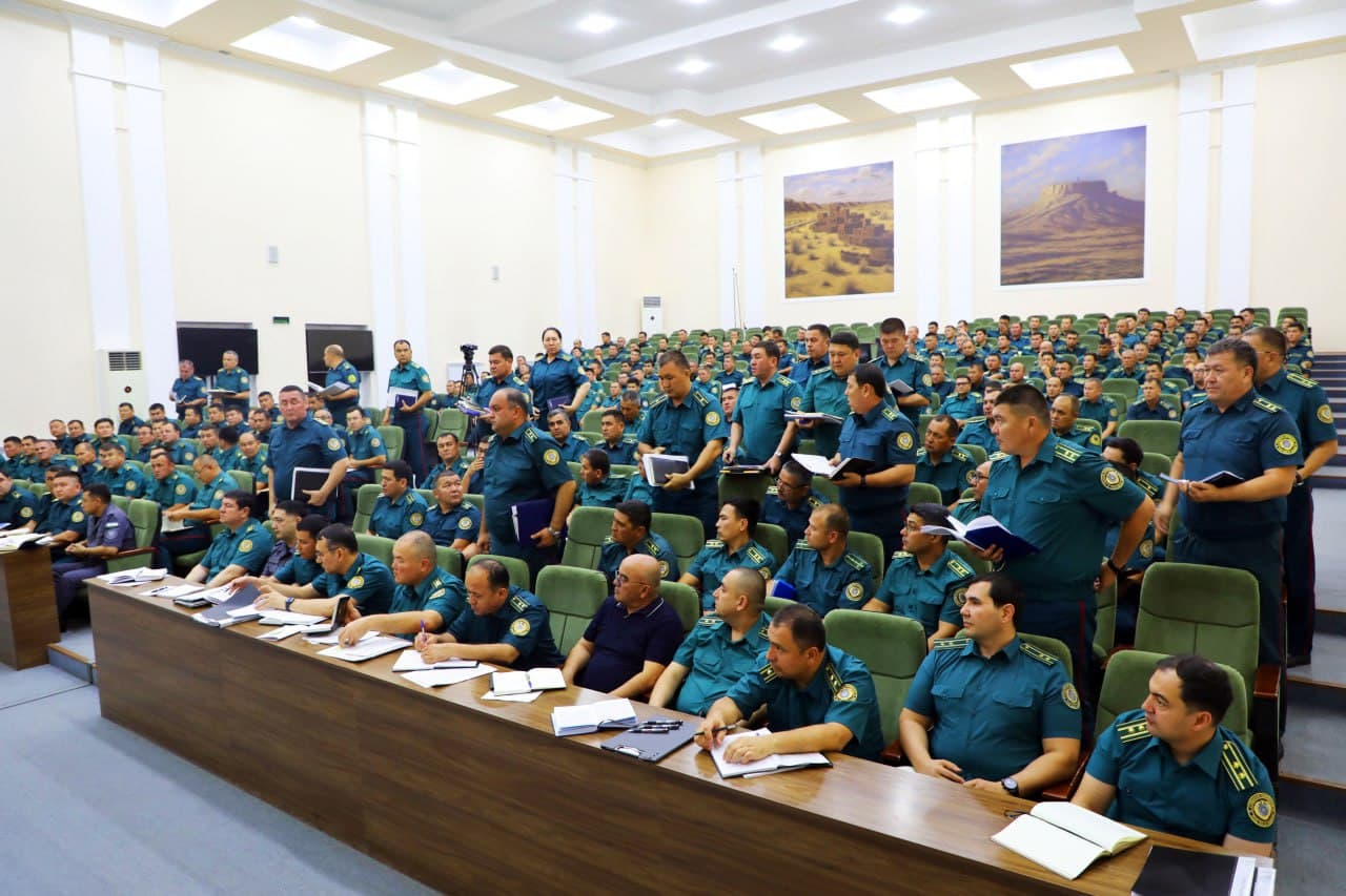 Ichki ishlar vazirligi rahbariyati ishtirokida Qoraqalpogʻiston Respublikasi Ichki ishlar vazirligining 6 oylik faoliyati sarhisob qilindi