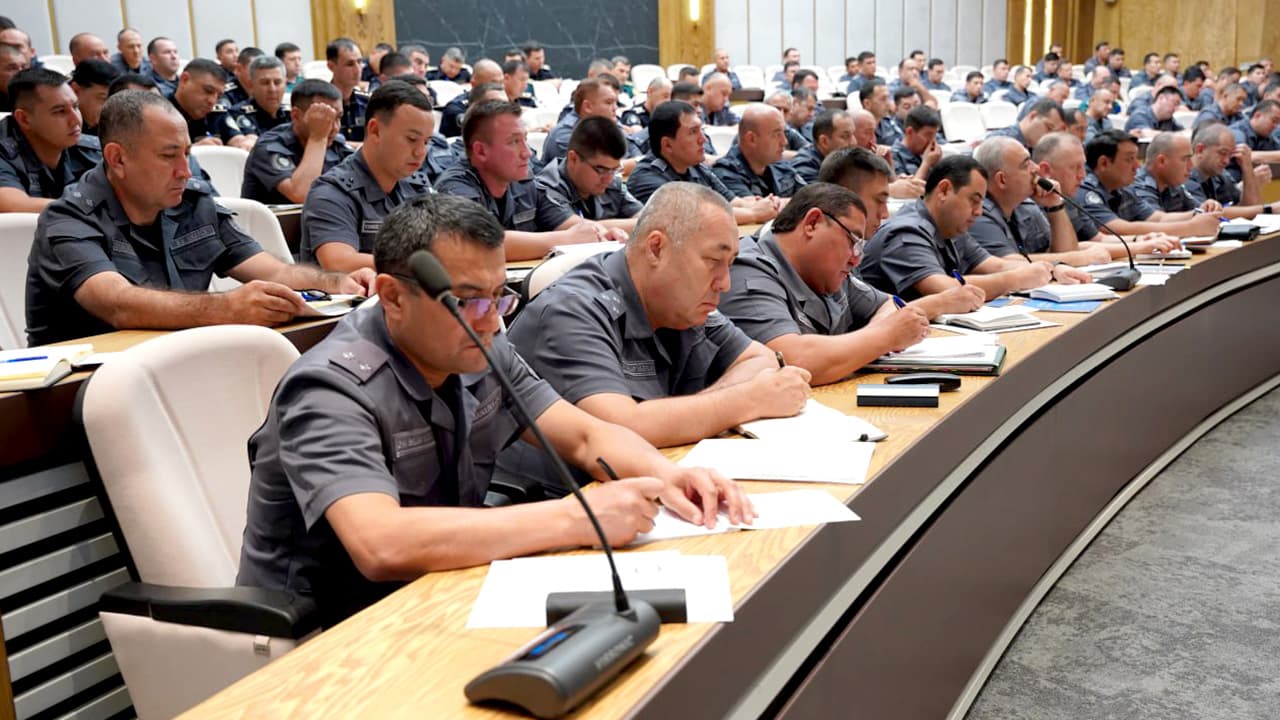 Ichki ishlar vazirligi rahbariyati boshchiligida Transport va turizm obyektlarida xavfsizlikni taʼminlash departamentida 6 oylik faoliyati sarhisob qilindi