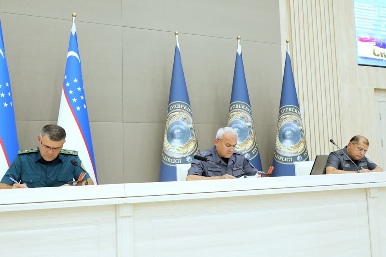 Toshkent viloyatida jinoyatchilikka qarshi kurashish va jamoat xavfsizligini taʼminlash borasidagi 6 oylik natijalar muhokama qilinib, kelgusidagi ustuvor vazifalar belgilandi