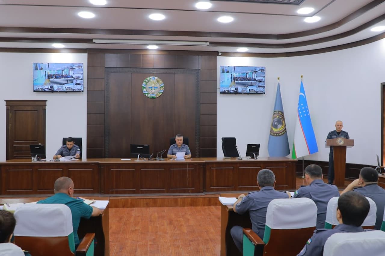 Buxoro viloyati ichki ishlar organlari shaxsiy tarkibi ishtirokida Ichki ishlar vazirligi ishchi guruhi tomonidan sayyor oʻquv yigʻinlari oʻtkazilmoqda