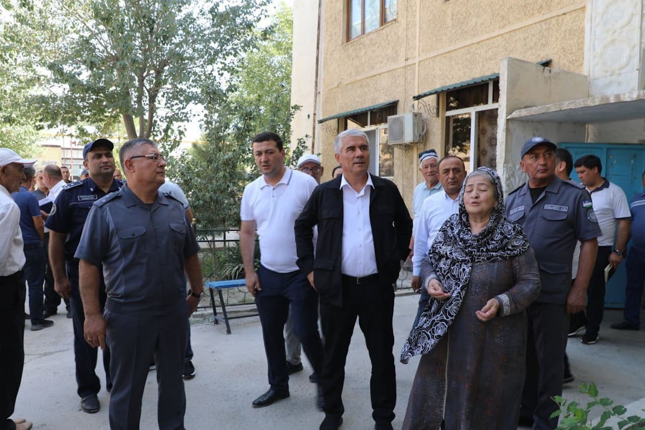 Изучено выполнение намеченных мер по улучшению криминогенной обстановки, обеспечению занятости и повышению доходов населения в махалле Варахша города Бухары