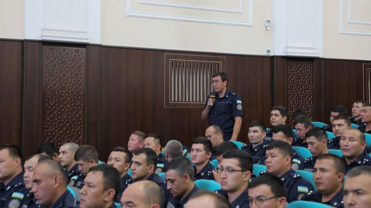 Inspektor-psixologlar bilan davra suhbati oʻtkazildi