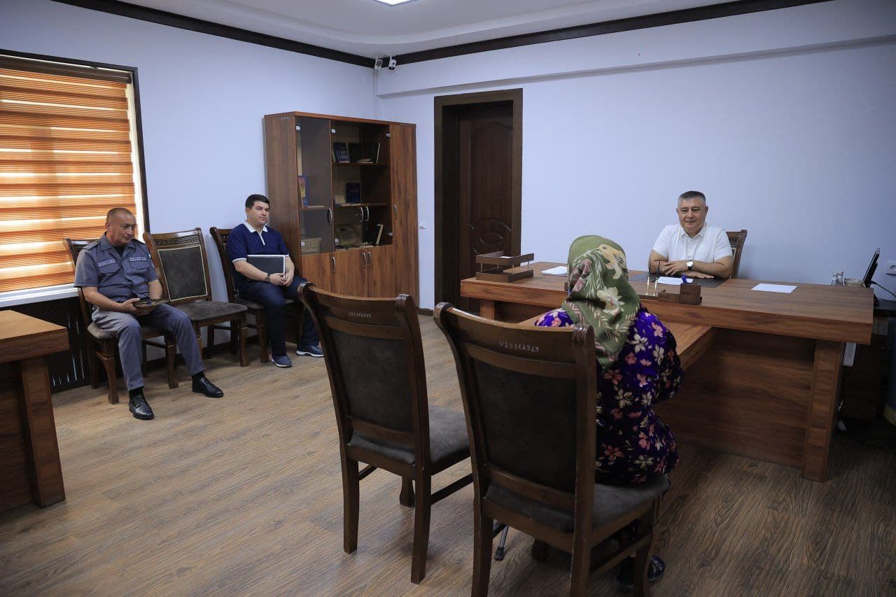 Buxoro viloyati Ichki ishlar boshqarmasi rahbariyatining jismoniy va yuridik shaxslar murojaatlari yechimiga doir navbatdagi shaxsiy qabul boʻlib oʻtdi