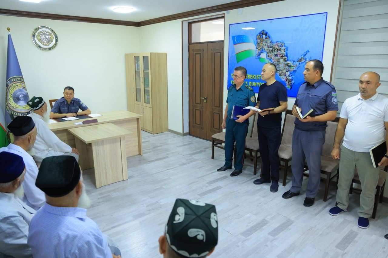 Namangan viloyati IIB binosida boshqarma rahbariyatining fuqarolar uchun qabuli oʻtkazildi