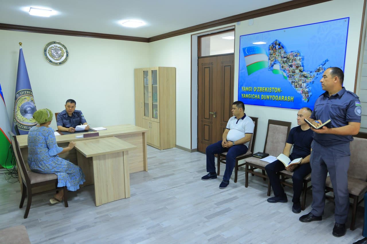 Namangan viloyati IIB binosida boshqarma rahbariyatining fuqarolar uchun qabuli oʻtkazildi