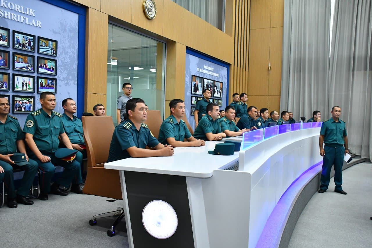 Ichki ishlar organlarining rahbar xodimlari Toshkent shahar IIBB Yagona tezkor boshqaruv markazi faoliyati bilan tanishdi
