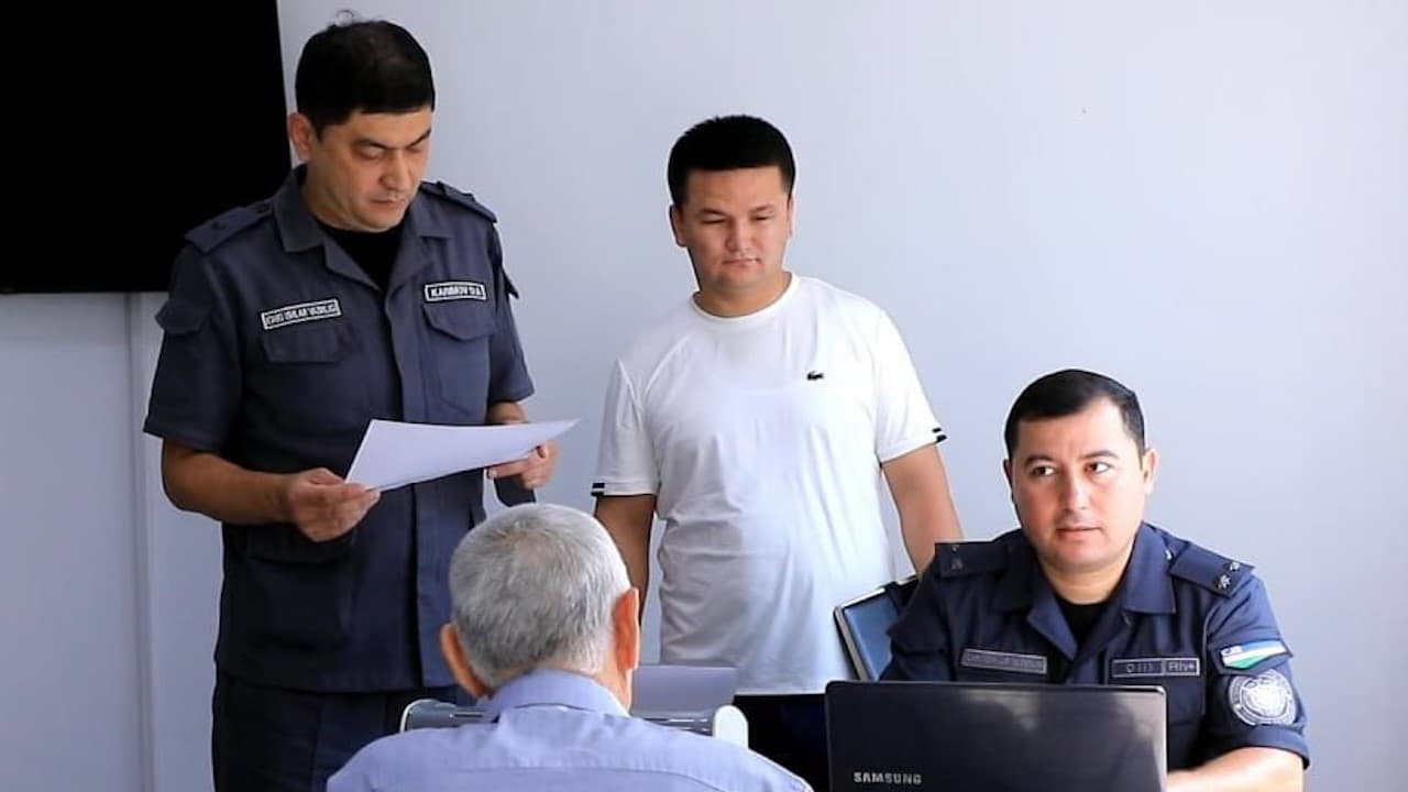 ИИВ Жиззах академик лицейида вилоят ИИБ бошлиғининг навбатдаги шахсий қабули ўтказилди