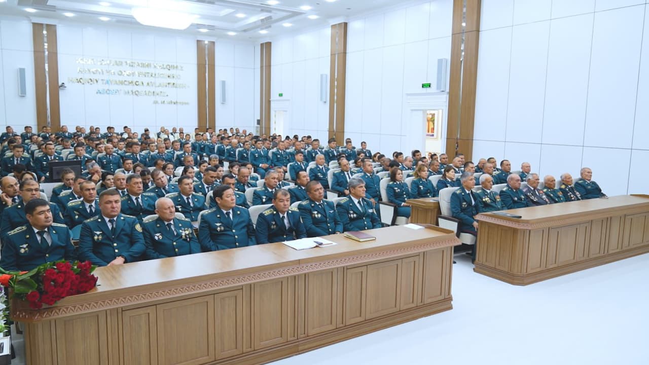 Qashqadaryo viloyati Ichki ishlar boshqarmasida Mustaqilligimizning 34-yilligiga bagʻishlangan tantanali bayram tadbiri boʻlib oʻtdi