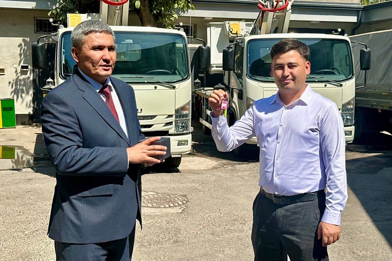 Ichki ishlar vazirligi tomonidan navbatdagi maxsus avtotransport vositalari hududlarga topshirildi