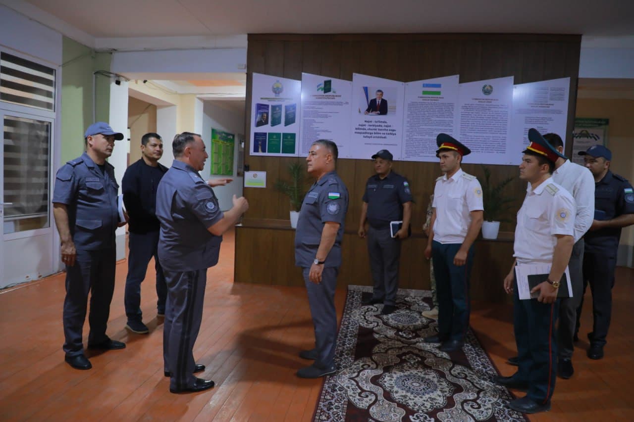Ministry of Internal Affairs Leadership reviewed education quality and security in Bukhara schools