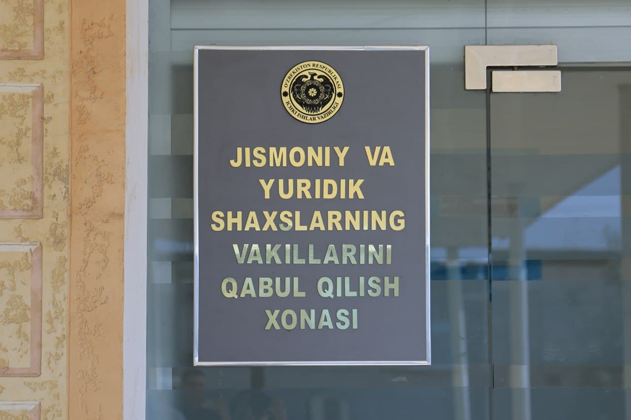 Namangan viloyati IIB binosida boshqarma rahbariyatining fuqarolar uchun qabuli oʻtkazildi