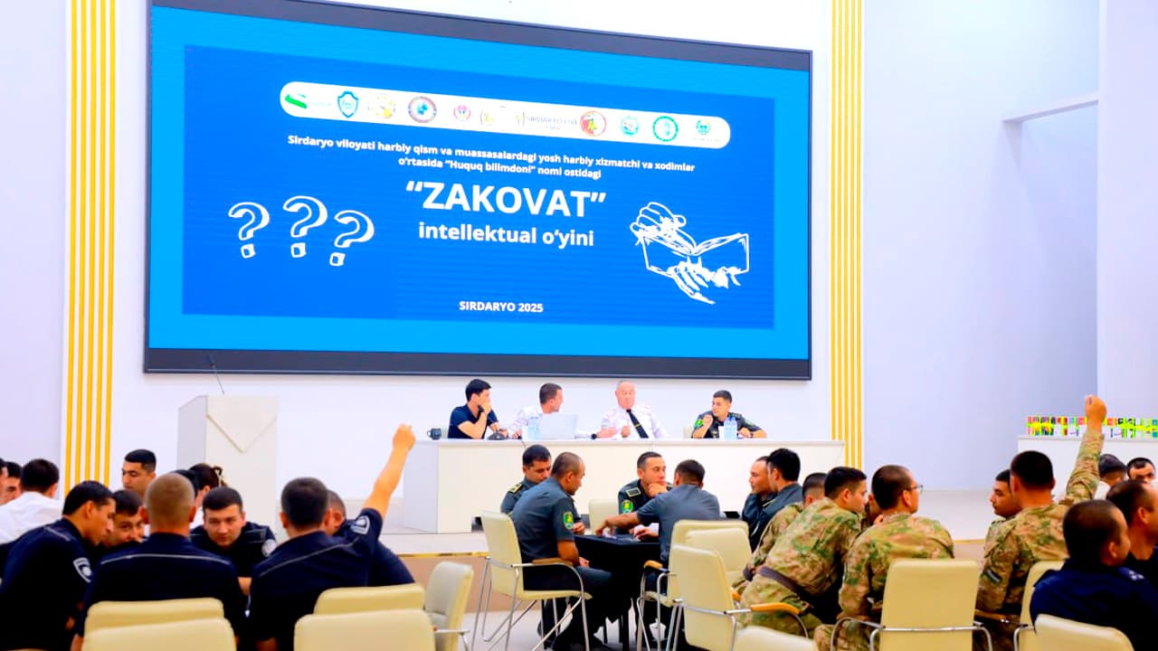 Среди молодых военнослужащих воинских частей и учреждений силовых структур Сырдарьинской области прошла интеллектуальная игра "Заковат" под девизом "Знаток права"