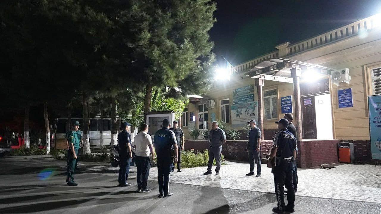 Andijon viloyati IIB rahbariyati tomonidan Andijon shahrida xodimlarning aholi osoyishtaligini taʼminlashga qaratilgan tungi xizmat faoliyati oʻrganildi