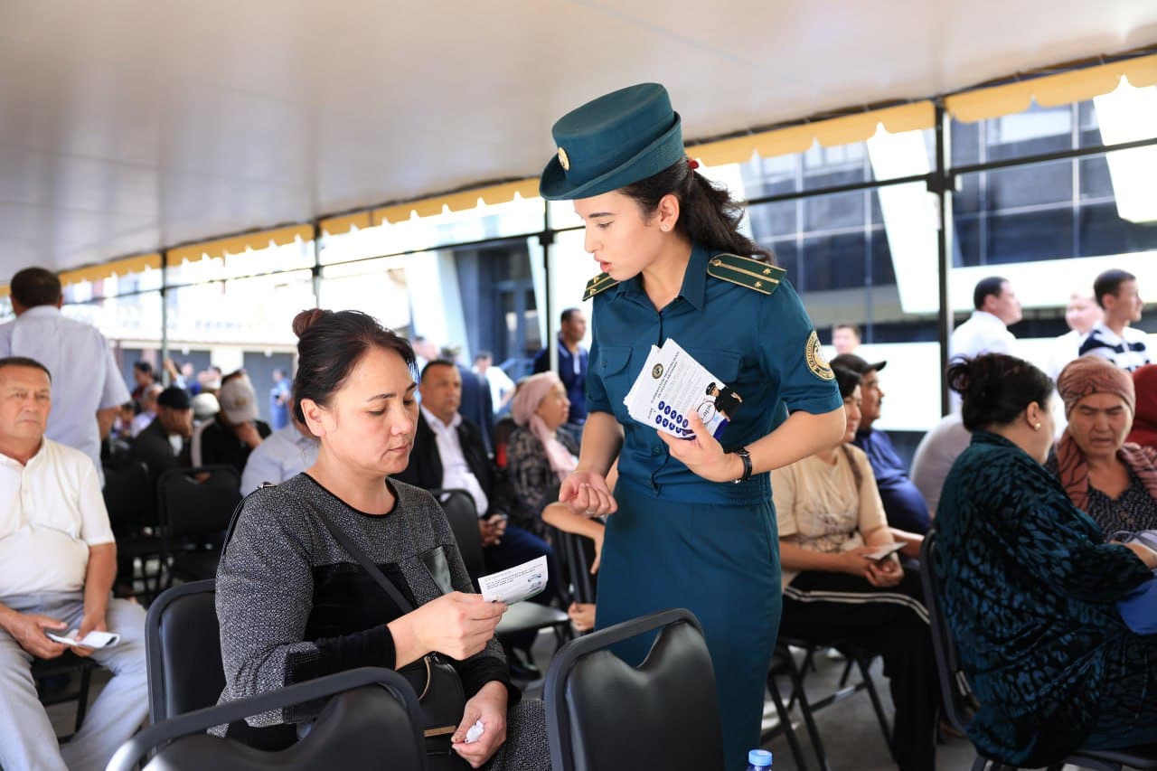 Фуқароларнинг мурожаатларини ўрганиш, ҳуқуқий муаммоларини ҳал этиш, хизмат фаолиятидаги камчиликларни бартараф этиш ва ижтимоий адолатни таъминлаш мақсадида ИИВ ҳамда унинг ҳудудий органлари тизимида навбатдаги қабуллар ўтказилди