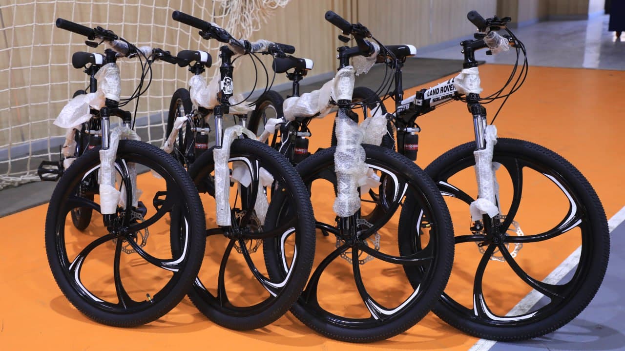 Бухоро вилояти Ички ишлар органлари ходимлари ва уларнинг оила аъзоларидан иборат жамоалар ўртасида “Мен, отам ва онам спортчилар оиласи” мусобақаси ўтказилди