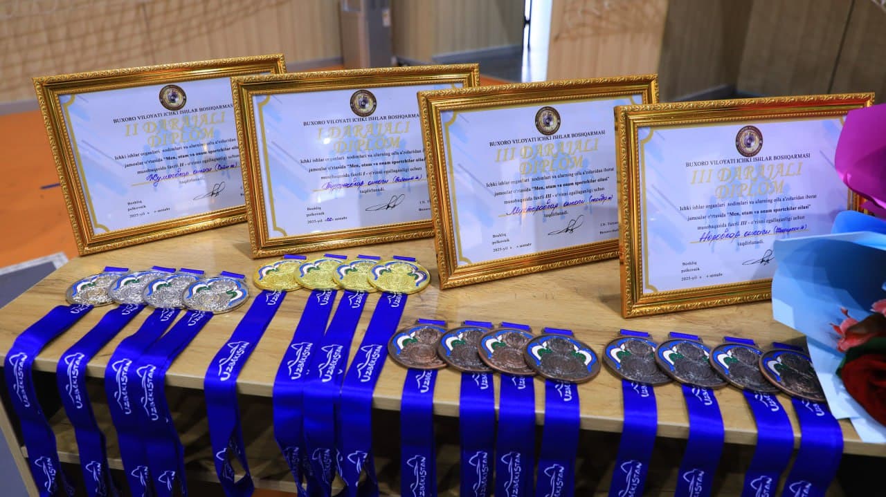 Бухоро вилояти Ички ишлар органлари ходимлари ва уларнинг оила аъзоларидан иборат жамоалар ўртасида “Мен, отам ва онам спортчилар оиласи” мусобақаси ўтказилди