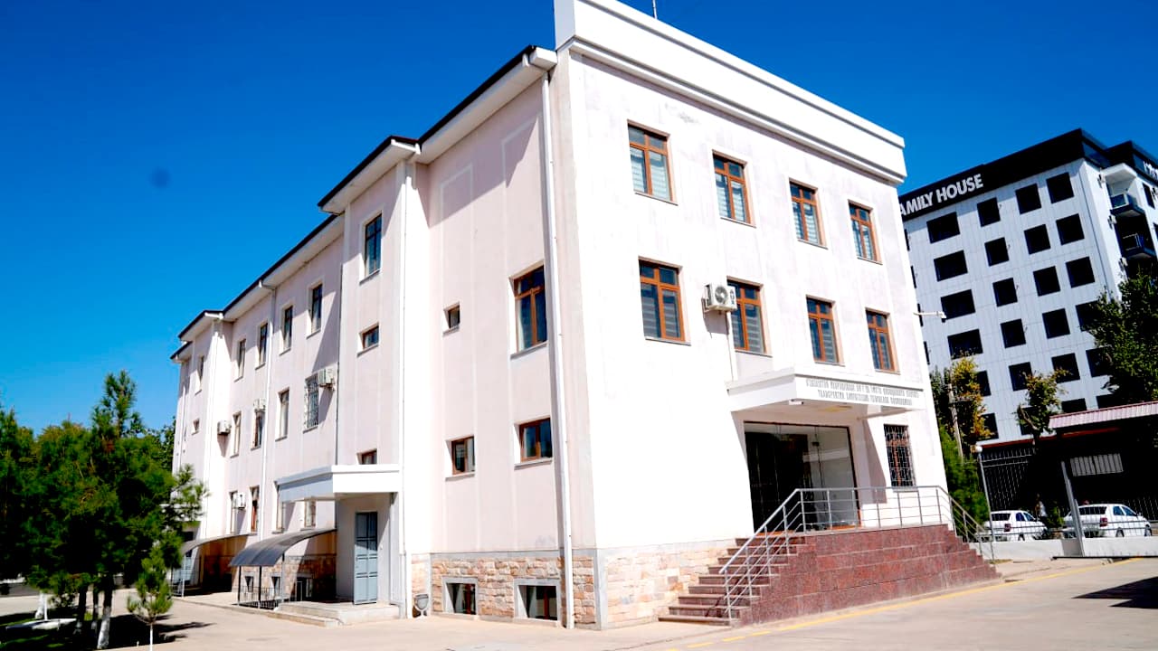 Руководством Министерства внутренних дел сотрудникам Управления обеспечения безопасности на транспорте Кашкадарьинской области был определен ряд приоритетных задач в рамках осуществляемого широкомасштабного профилактического мероприятия