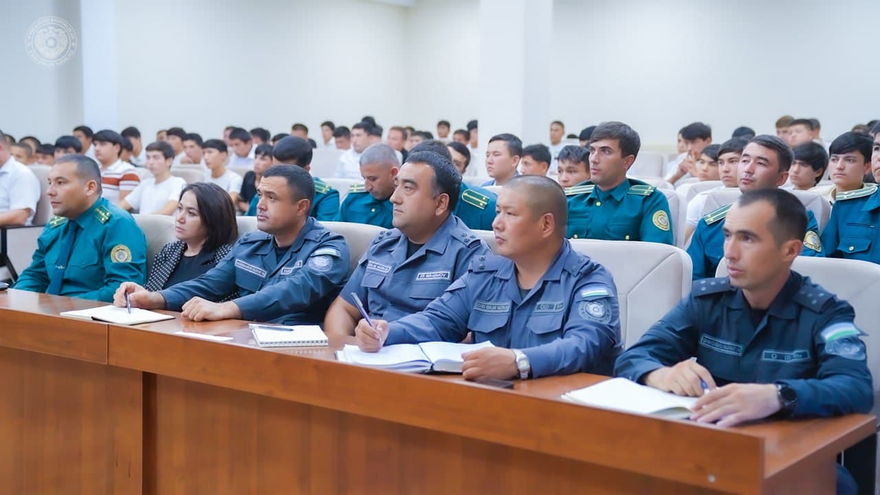 Qashqadaryo viloyati IIB rahbari yoshlar bilan muloqot qildi: takliflar eshitildi, amaliy yechimlar belgilandi