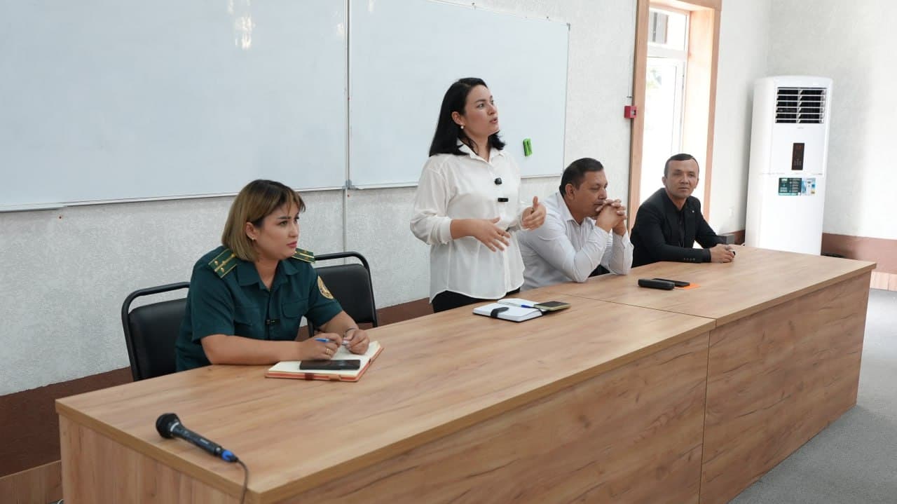 Qoʻqon universiteti Andijon filialida tazyiq va zoʻravonlikning oldini olish hamda yoshlarni turli yot gʻoyalar taʼsiridan asrashga qaratilgan targʻibot tadbiri oʻtkazildi