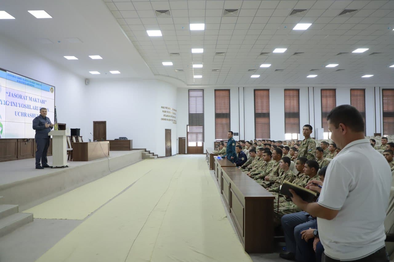 Ёшларда ҳарбий-ватанпарварлик туйғусини шакллантириш йўлида — “Жасорат мактаби”да навбатдаги ўқув йиғини ўтказилди