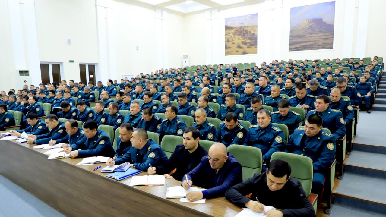 Qoraqalpogʻiston Respublikasi Ichki ishlar vazirligida Oʻzbekiston Respublikasi Ichki ishlar vazirligi rahbariyati ishtirokida oʻtgan 9 oy davomida amalga oshirilgan ishlar yuzasidan sarhisob yigʻilishi boʻlib oʻtdi