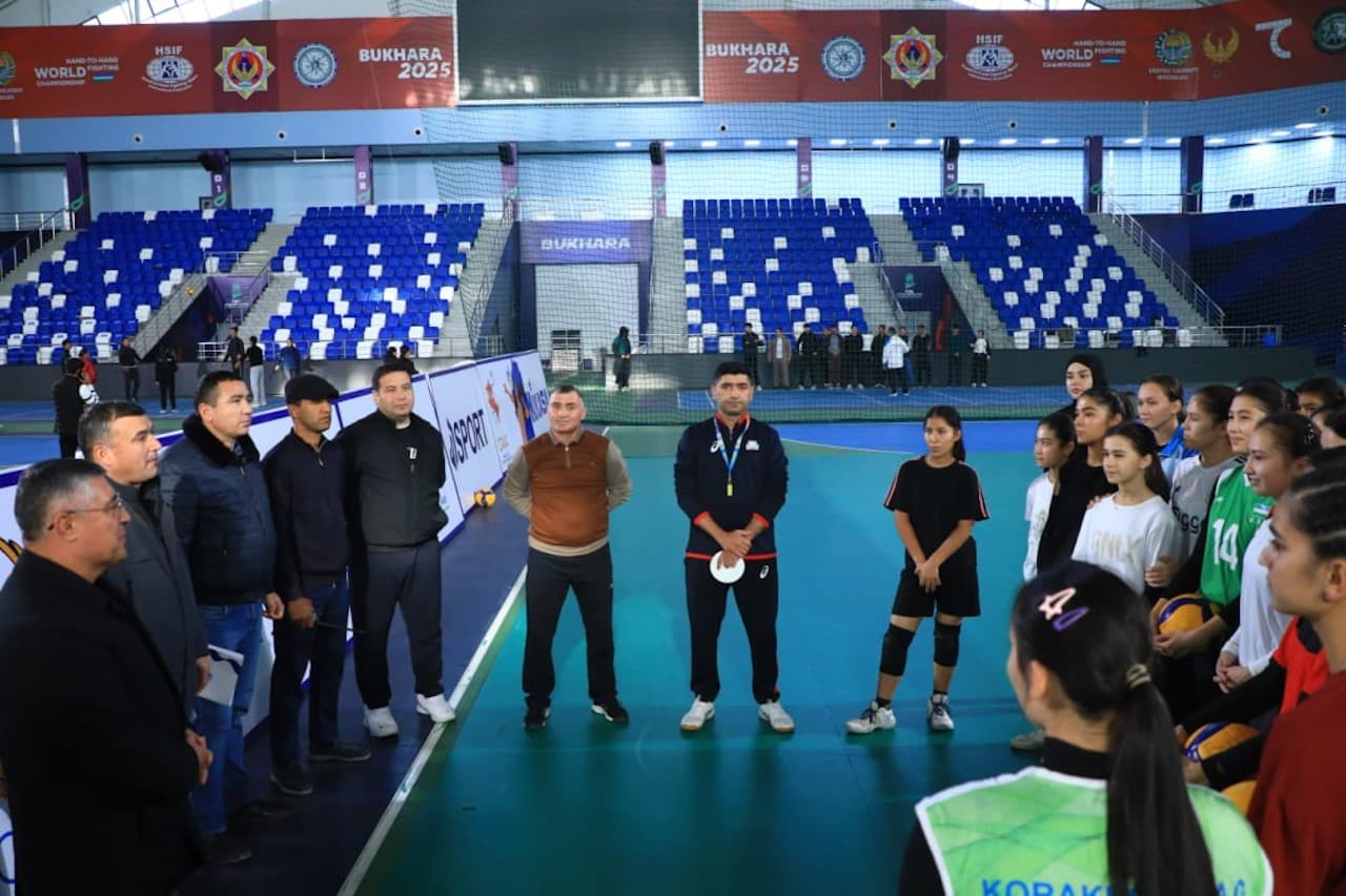Buxoro viloyati IIB rahbariyati xalqaro voleybol musobaqalariga tayyorgarlik jarayonlari bilan tanishdi