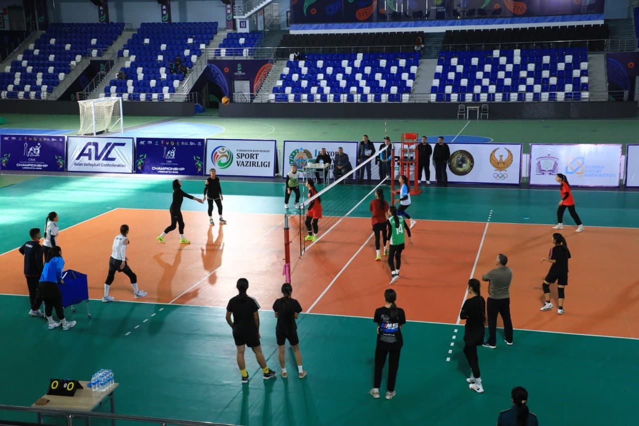Buxoro viloyati IIB rahbariyati xalqaro voleybol musobaqalariga tayyorgarlik jarayonlari bilan tanishdi