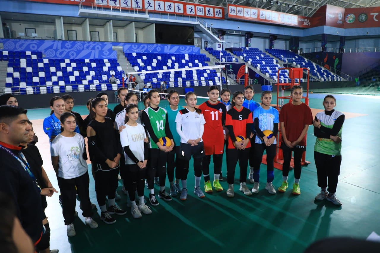 Buxoro viloyati IIB rahbariyati xalqaro voleybol musobaqalariga tayyorgarlik jarayonlari bilan tanishdi
