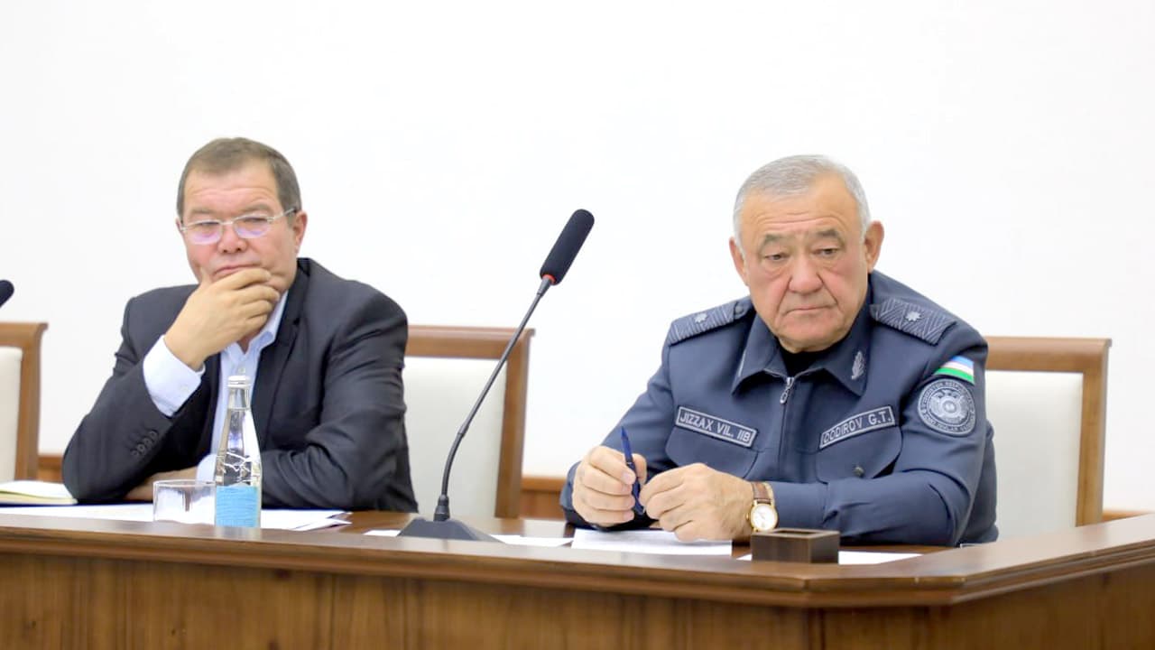 В Джизакской области обсуждены меры, осуществляемые в рамках "Месячника чистоты и порядка"