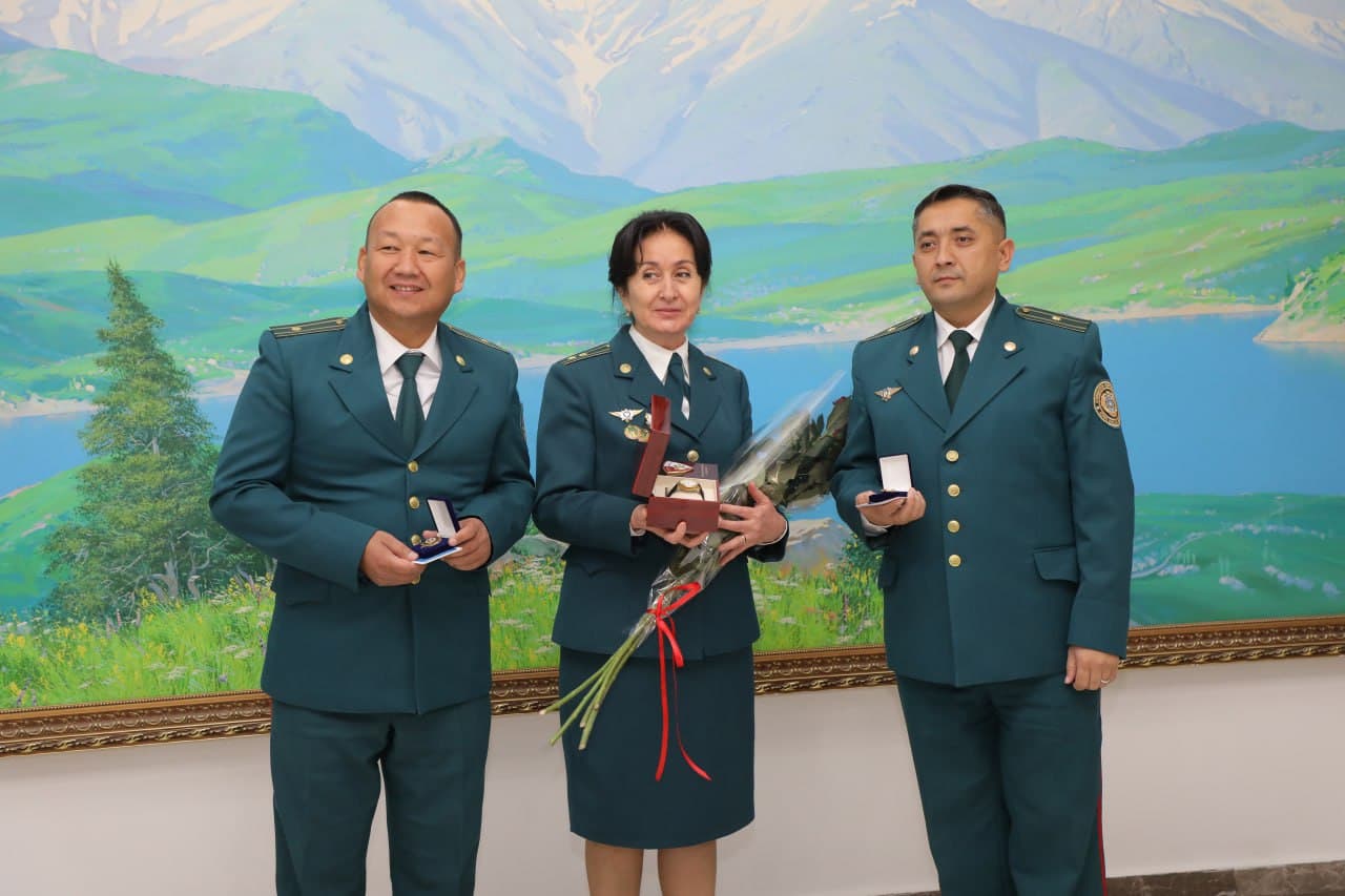 В Министерстве внутренних дел состоялось торжественное мероприятие по случаю Дня медицинских работников: заслуги самоотверженных врачей и медсестер получили большое признание