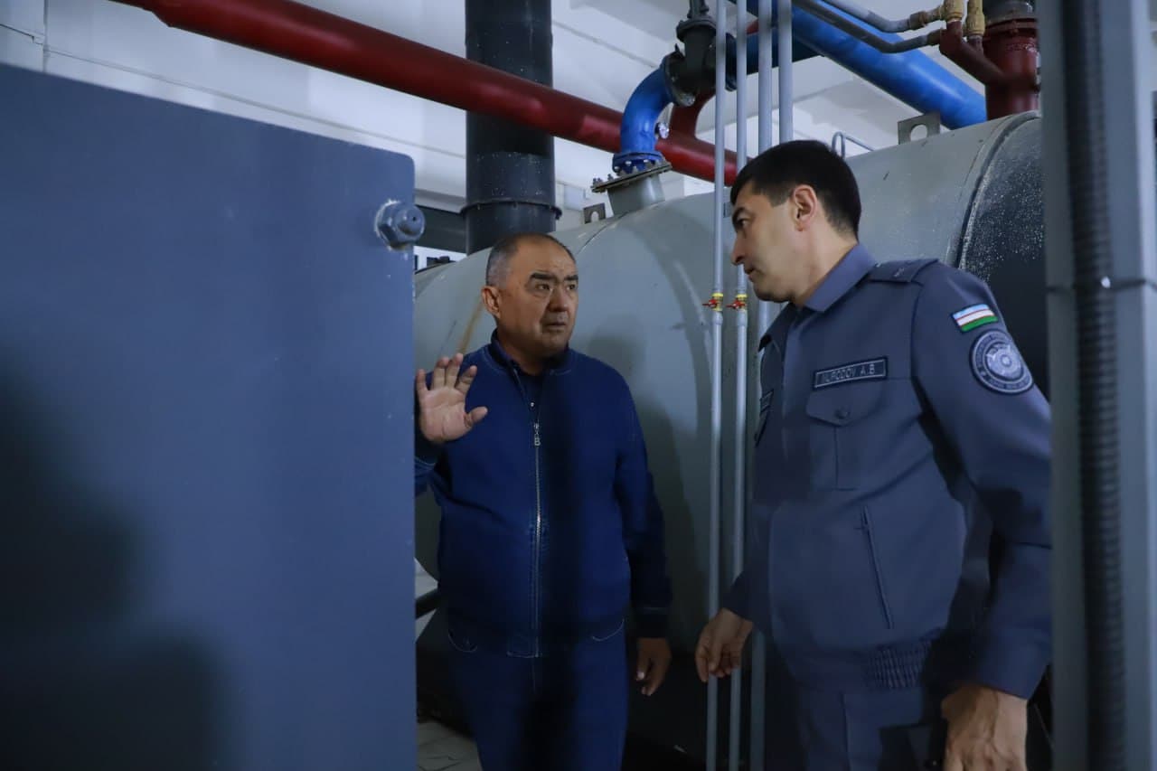 Surxondaryo viloyati Ichki ishlar boshqarmasi rahbariyati tomonidan Termiz shahrida tungi faoliyat, kuz-qish mavsumiga tayyorgarlik jarayonlari oʻrganildi