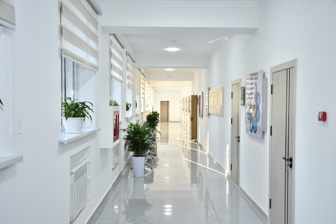 Символ самоотверженного труда, посвященного здоровью человека - для медицинского отдела ГУВД города Ташкента построено новое современное здание, которое было сдано в эксплуатацию накануне Дня медицинских работников