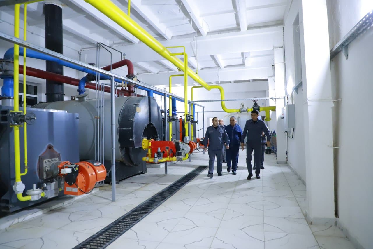 Surxondaryo viloyati Ichki ishlar boshqarmasi rahbariyati tomonidan Termiz shahrida tungi faoliyat, kuz-qish mavsumiga tayyorgarlik jarayonlari oʻrganildi