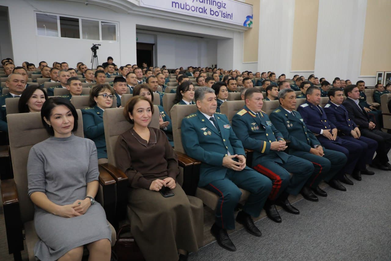 В Министерстве внутренних дел состоялось торжественное мероприятие по случаю Дня медицинских работников: заслуги самоотверженных врачей и медсестер получили большое признание