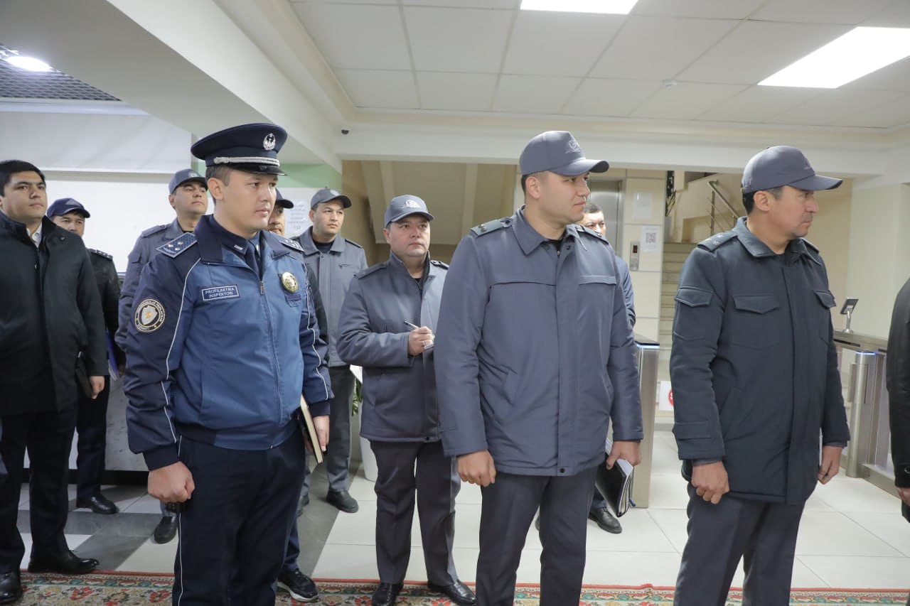 Ichki ishlar vazirligi ishchi guruh tomonidan poytaxtning Yunusobod va Mirzo Ulugʻbek tumanlarida tungi xizmat faoliyati oʻrganildi