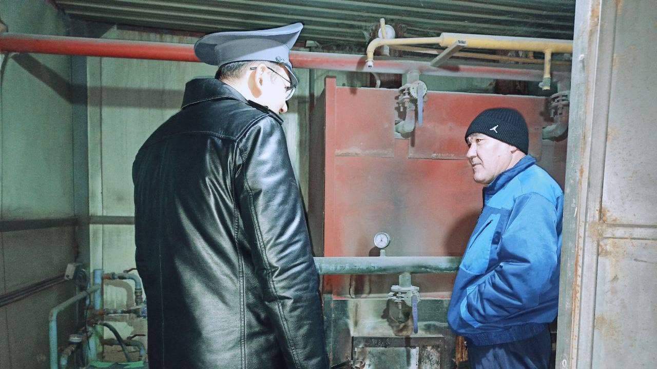 Qoraqalpogʻiston Respublikasi IIV rahbariyati tomonidan Taxiatosh tumanida aholi osoyishtaligini taʼminlash yoʻlida olib borilayotgan tungi xizmat faoliyati oʻrganildi