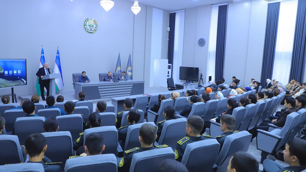 Ichki ishlar vazirligi masʼul xodimlari tomonidan Namangan viloyatida “Psixologiya sohasida zamonaviy yondashuvlar va tajribalar almashinuvi” mavzusida konferensiya tashkil etildi