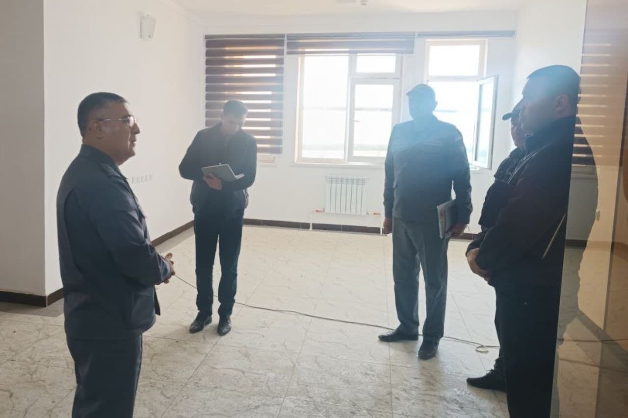 Бухоро вилояти ИИБ раҳбарияти томонидан Когон тумани ички ишлар бўлинмаларида олиб борилаётган қурилиш ва реконструкция ишлари ўрганилди