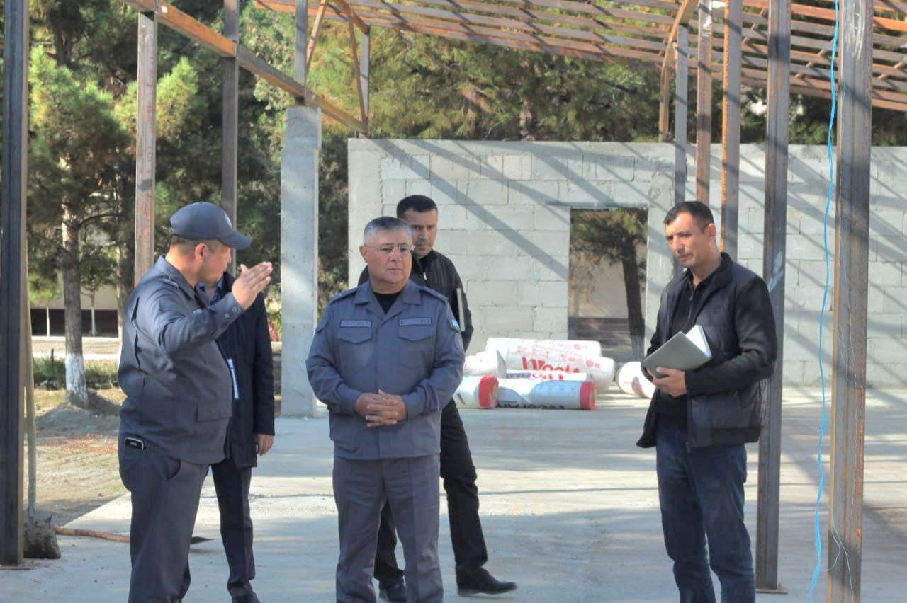 Бухоро вилояти ИИБ раҳбарияти томонидан Когон тумани ички ишлар бўлинмаларида олиб борилаётган қурилиш ва реконструкция ишлари ўрганилди