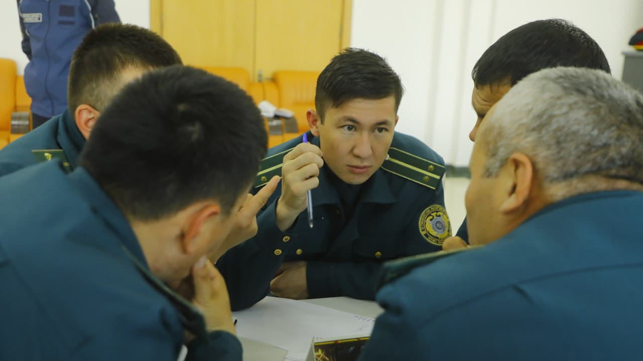 Oʻzbekiston Respublikasi Davlat bayrogʻi qabul qilinganligining 34-yilligi munosabati bilan Surxondaryo viloyati Ichki ishlar organlarida xizmat olib borayotgan yosh xodimlar oʻrtasida “Zakovat” intellektual oʻyini oʻtkazildi