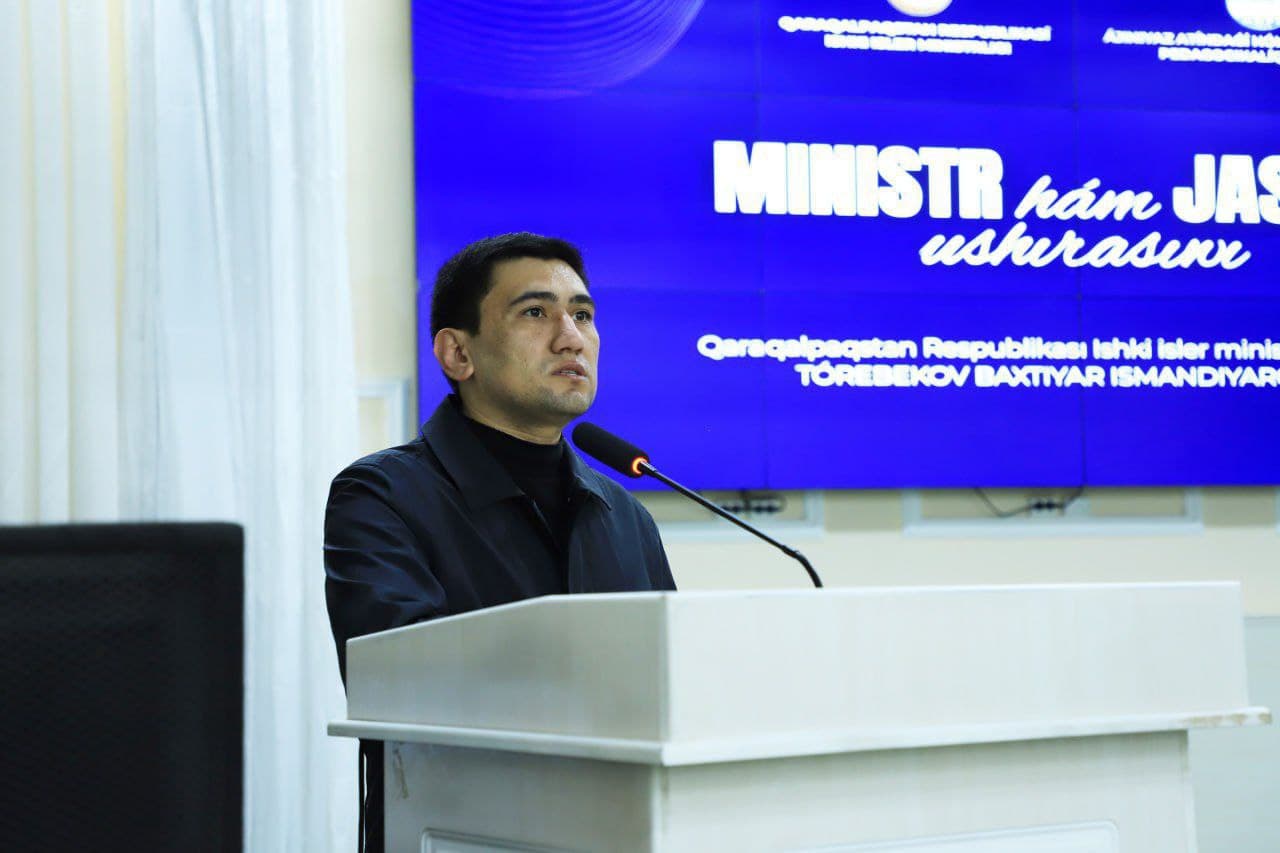 Qoraqalpogʻiston Respublikasi Ichki ishlar vaziri yoshlar bilan uchrashdi