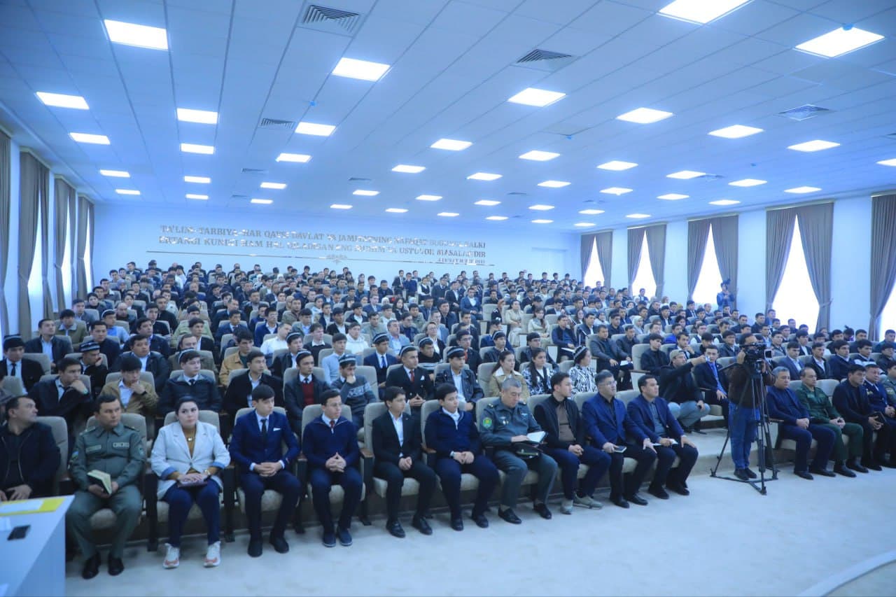 Namangan viloyatida axborot texnologiyalari yoʻnalishida faoliyat olib borayotgan yoshlar bilan uchrashuv oʻtkazildi
