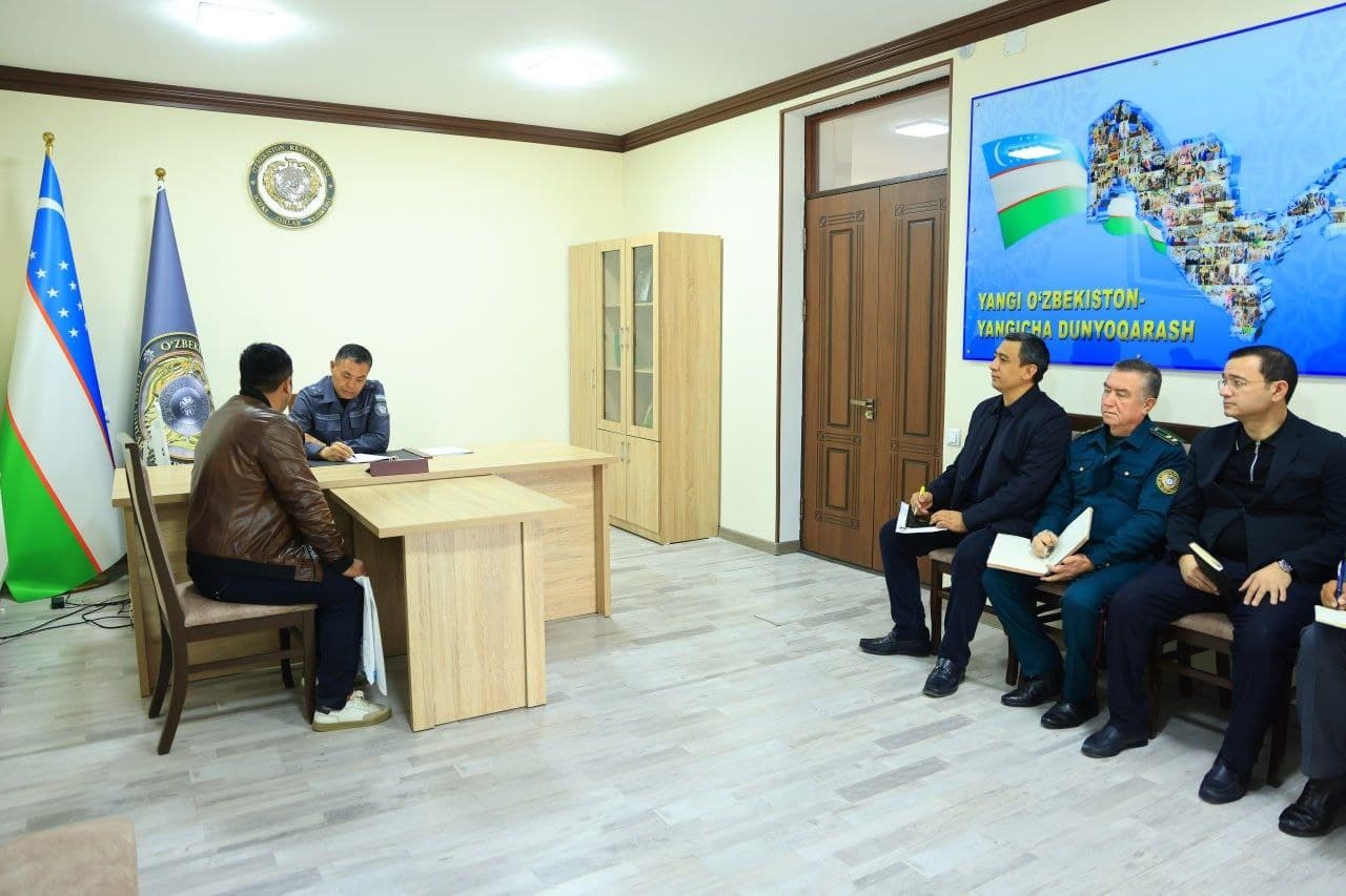 Namangan viloyati IIB binosida boshqarma rahbariyatining fuqarolar bilan navbatdagi shaxsiy qabuli oʻtkazildi