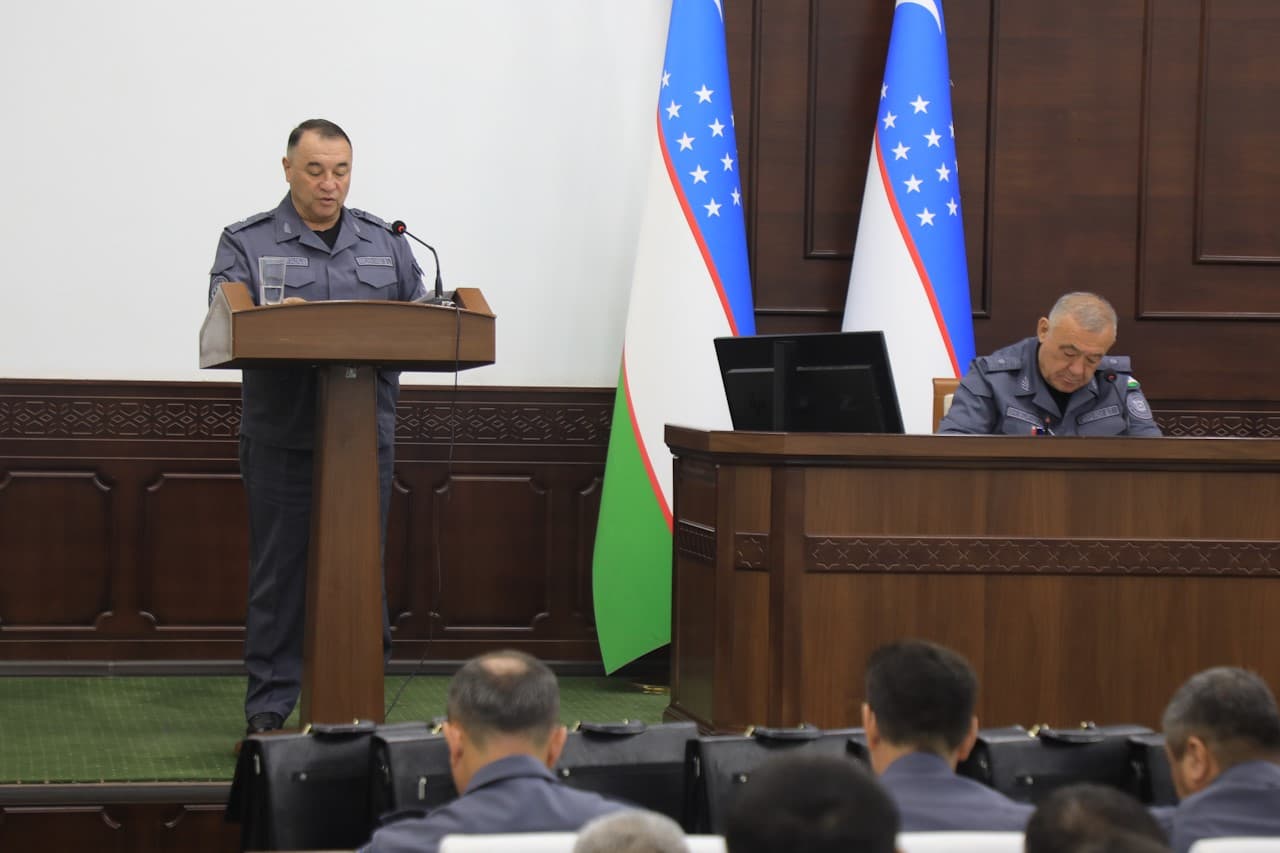 Ички ишлар вазирлиги раҳбарияти томонидан Жиззах вилоятида ички ишлар органларининг жанговар шайлик ва жисмоний тайёргарлик текширувлари якунлари юзасидан йиғилиш ўтказилди