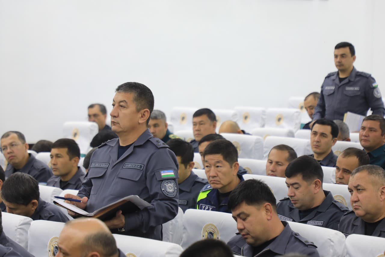 Ички ишлар вазирлиги раҳбарияти томонидан Жиззах вилоятида ички ишлар органларининг жанговар шайлик ва жисмоний тайёргарлик текширувлари якунлари юзасидан йиғилиш ўтказилди