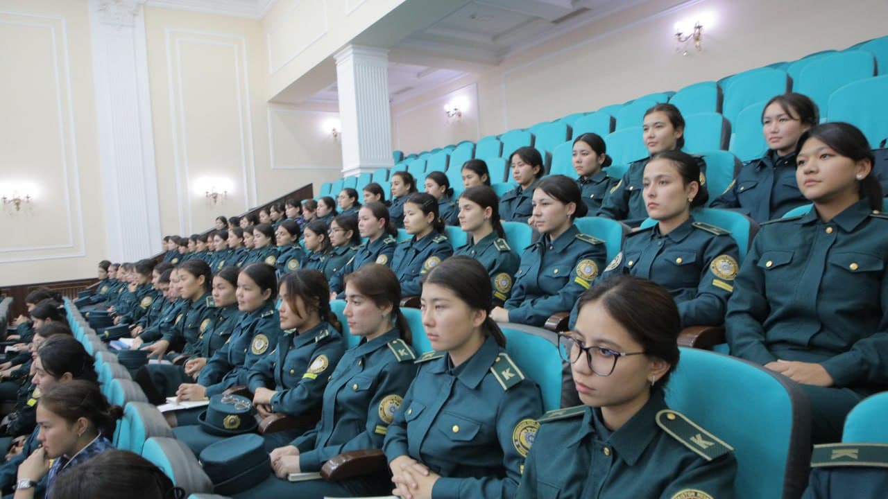 IIV Akademiyasida Oʻzbekiston xalq artisti, atoqli rejissyor Bahodir Yoʻldoshev tavalludining 80-yilligiga bagʻishlab “Tafakkurdan mavjlangan yurak” mavzuida maʼrifiy tadbir oʻtkazildi