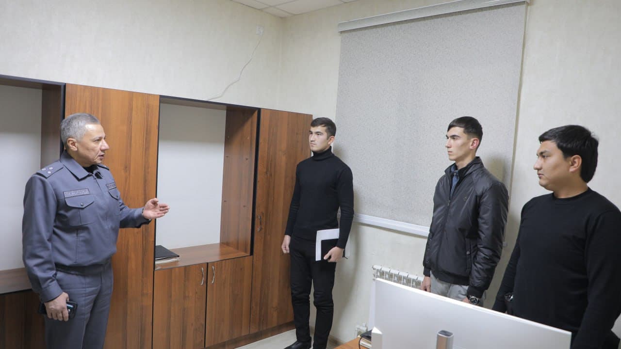 IIV Akademiyasi boshligʻi Shayxontohur tumani IIO FMBda tashkil etilayotgan amaliyot jarayonlari bilan tanishdi