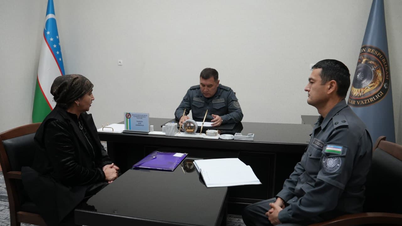 Navoiy viloyati IIB boshligʻining navbatdagi shaxsiy qabulida fuqarolarning yechim talab muammolari tinglandi
