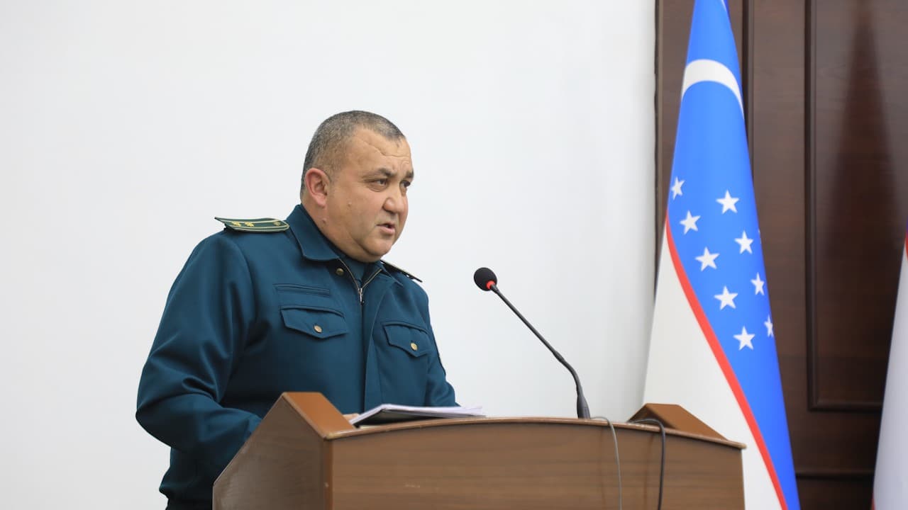 Jizzax viloyati ichki ishlar boshqarmasida xizmat intizomi va qonunchilik buzilishining oldini olishga bagʻishlangan yigʻilish oʻtkazildi